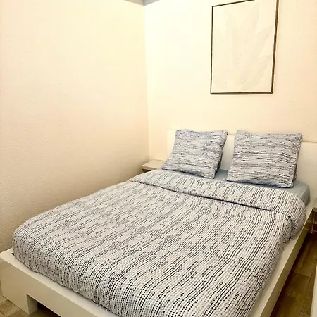 Agreable 2 Pieces Et Son Jardin Antibes