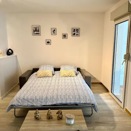 2 Pièces Et Son Jardin Apartamento