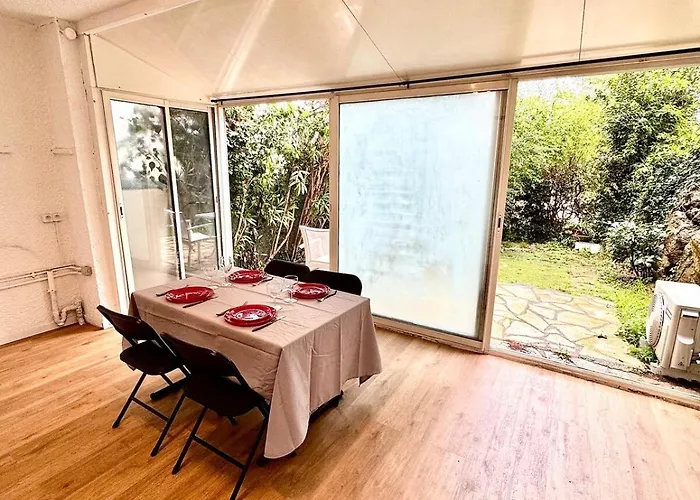 Apartman Agreable 2 Pieces Et Son Jardin Antibes